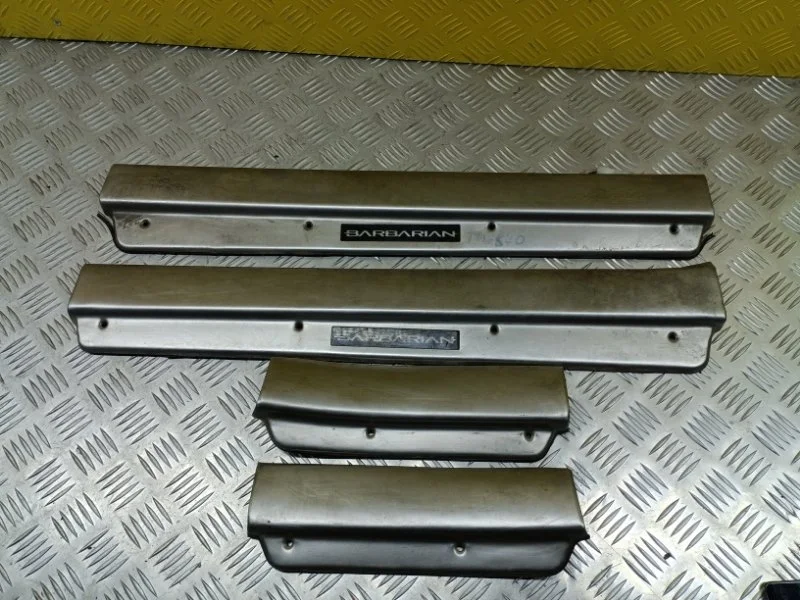 Накладка на порог внутренняя (комплект) Mitsubishi L200 (2006-2015) 2011 MN123957HA ПИКАП 2.5 D 4D56