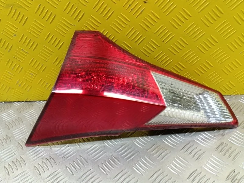 Фонарь задний правый Toyota Rav 4 (Ca40) (2012-2019) 2013 8158142050 2.2 D 2ADFTV