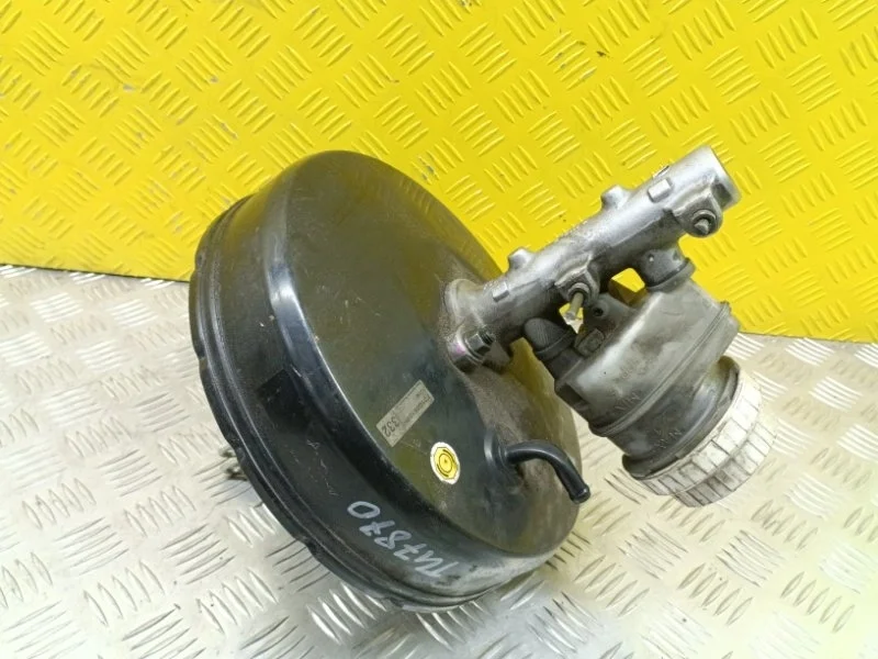 Цилиндр тормозной главный Mitsubishi L200 (2006-2015) 2011 MN102441 ПИКАП 2.5 D 4D56