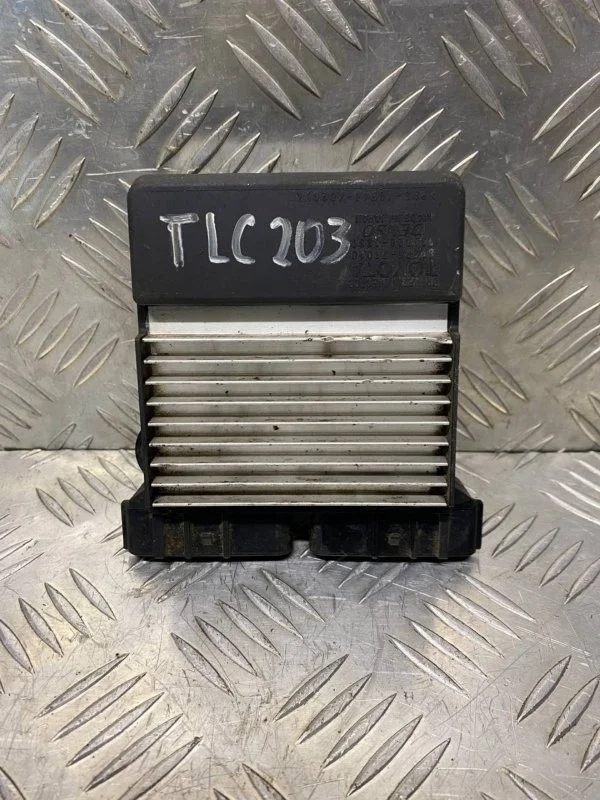 Блок управления форсунками Toyota Land Cruiser 200 (2008-2021) 2010 8987171010 4.5 D 1VDFTV