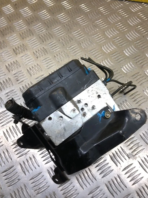 Блок ABS Mitsubishi L200 (2006-2015) 2008 MN102452 ПИКАП 2.5 D 4D56