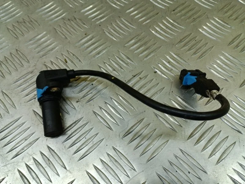 Датчик коленвала Mitsubishi L200 (2006-2015) 2011 MR985041 ПИКАП 2.5 D 4D56