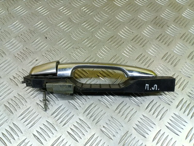 Ручка двери наружная передняя левая Mitsubishi L200 (2006-2015) 2008 5716A032 ПИКАП 2.5 D 4D56