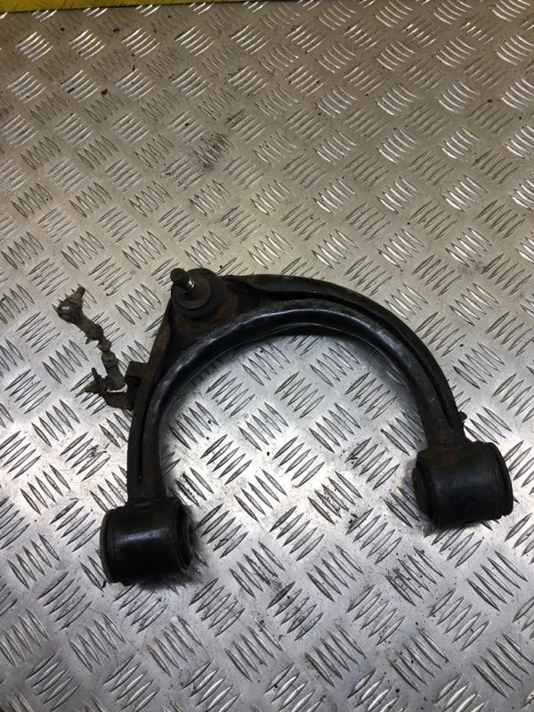 Рычаг передний правый Toyota Land Cruiser (100) 1998-2007 2000 4861060030 4.2 D 1HDFTE