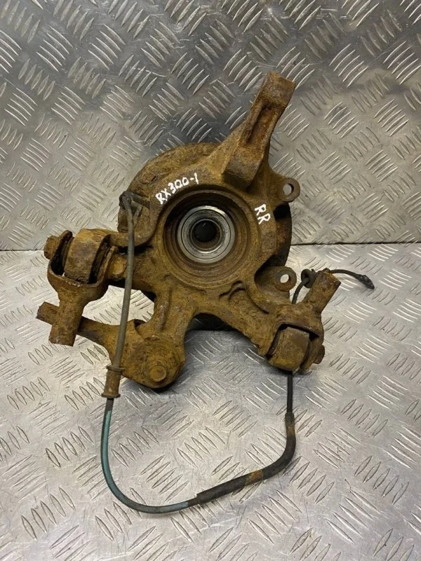 Кулак задний правый Lexus Rx 300 (2003-2008) 2003 4230448030 ВНЕДОРОЖНИК 3.0 I 1MZFE