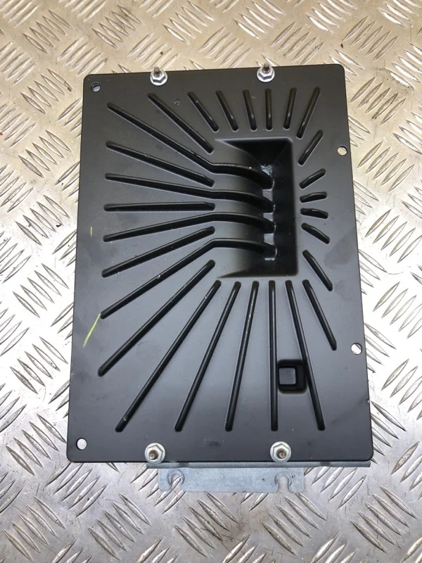 Усилитель музыкальный Land Rover Range Rover Sport Ii (2013-2022) 2016 EW9319C164CB 3.0 D SDV6