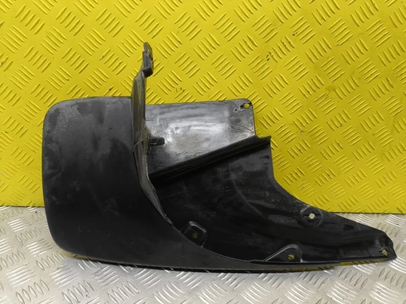 Брызговик задний правый Toyota Land Cruiser Prado 150 (2009-2023) 2019 7662560210 ВНЕДОРОЖНИК 2.8 D 1GDFTV