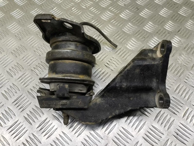 Подушка крепления двигателя Nissan Pathfinder (R51M) 2004-2013 2010 11220EB305 2.5 D YD25DDTI