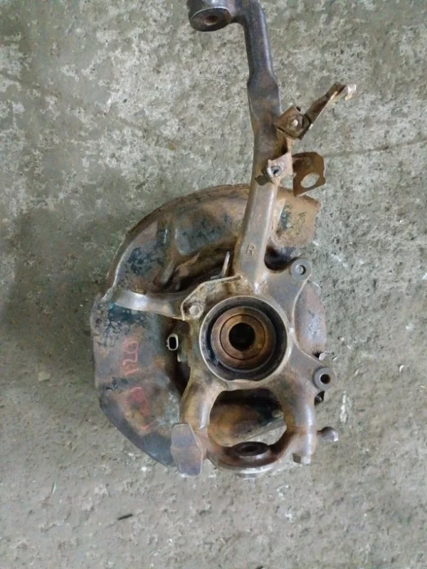 Кулак поворотный правый Toyota Land Cruiser Prado 120 (2002-2009) 2006 4321160170