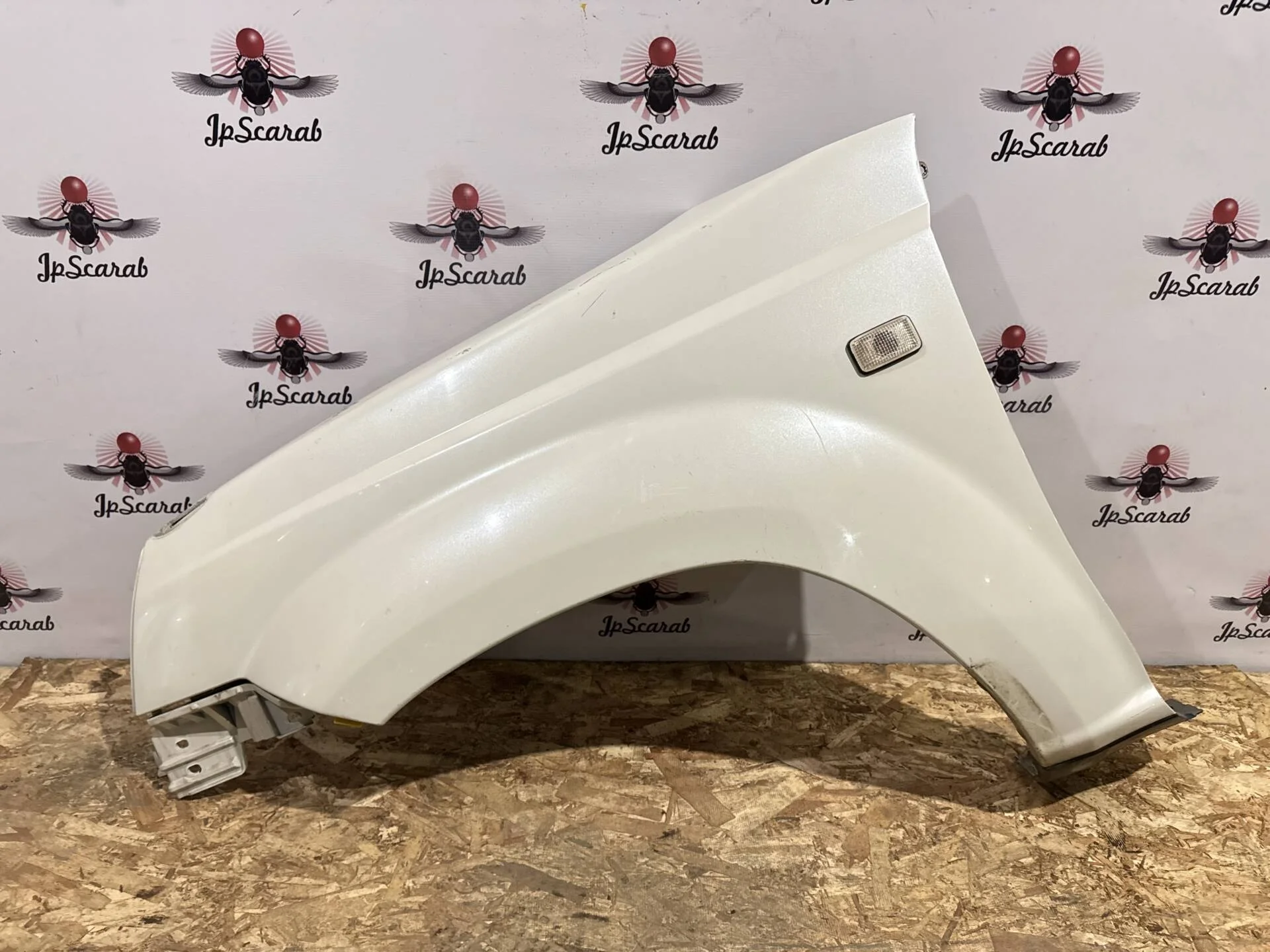 Крыло переднее левое Nissan X-Trail T30