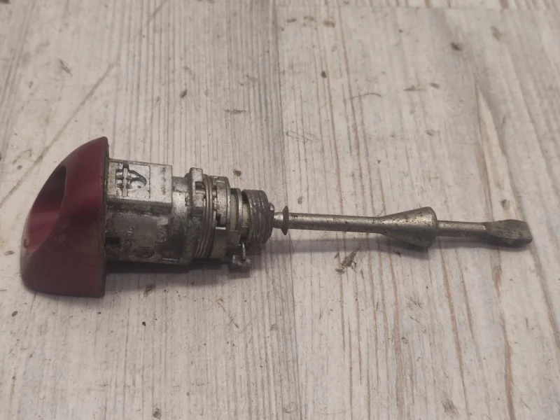 Личинка замка двери Audi Q7 2007-2015 4L