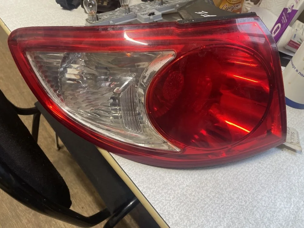 фонарь задний левый hyundai santa fe  2 дорестаил