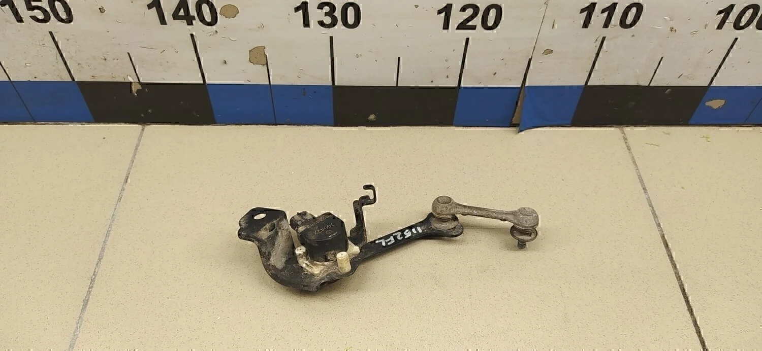 Датчик регулировки дорож. просвета LX 570