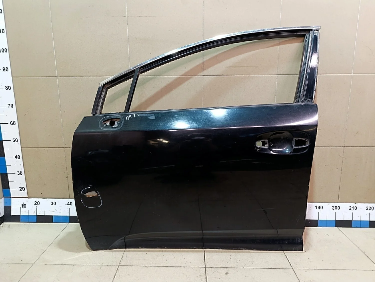 Дверь передняя левая Avensis III 2009>