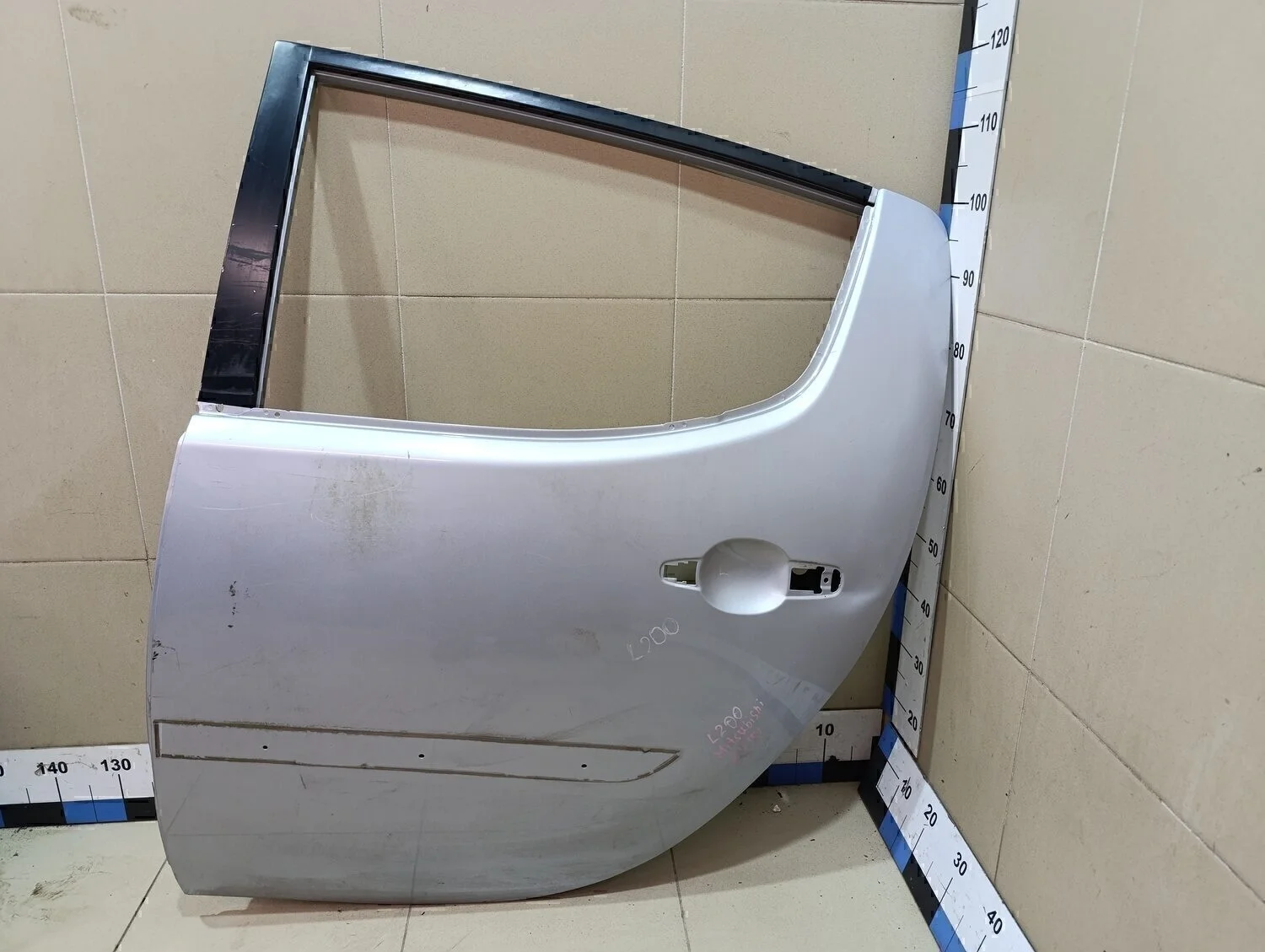 Дверь задняя левая L200 (KB) 2006-2016