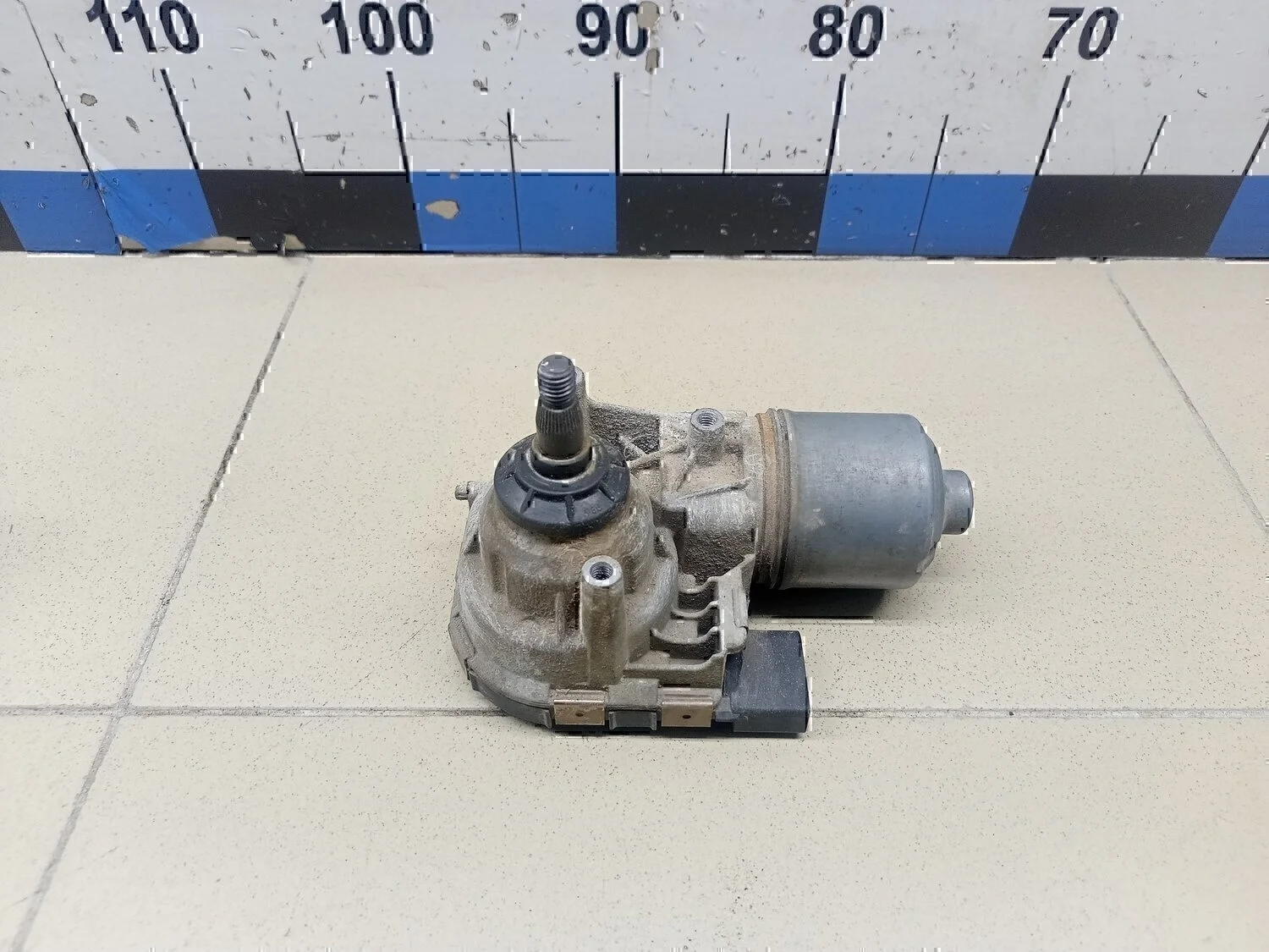 Моторчик стеклоочистителя передний Focus III 2011>