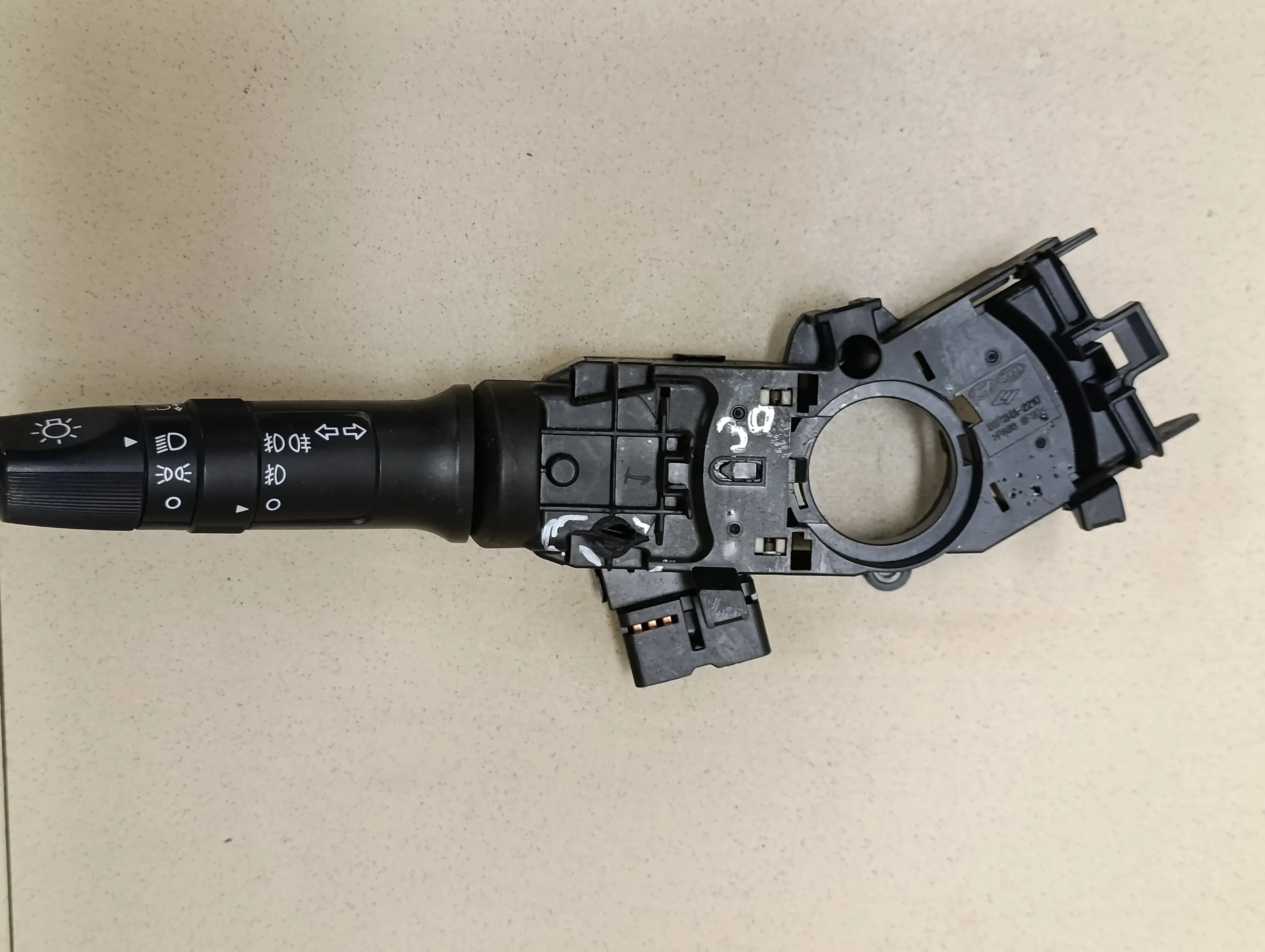 Переключатель поворотов подрулевой Solaris 2010-2017