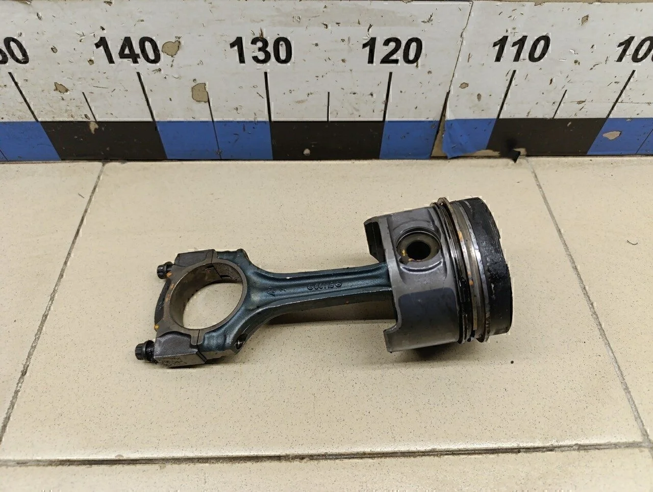 Поршень с шатуном Musso 1993-2006