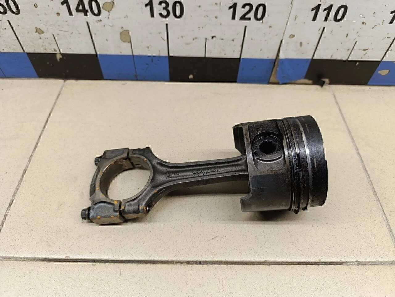 Поршень с шатуном Musso 1993-2006