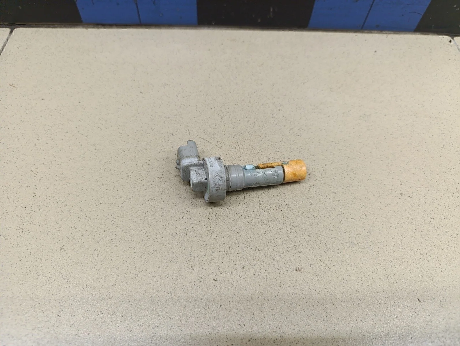 Датчик уровня в бачок омывателя C5 2005-2008