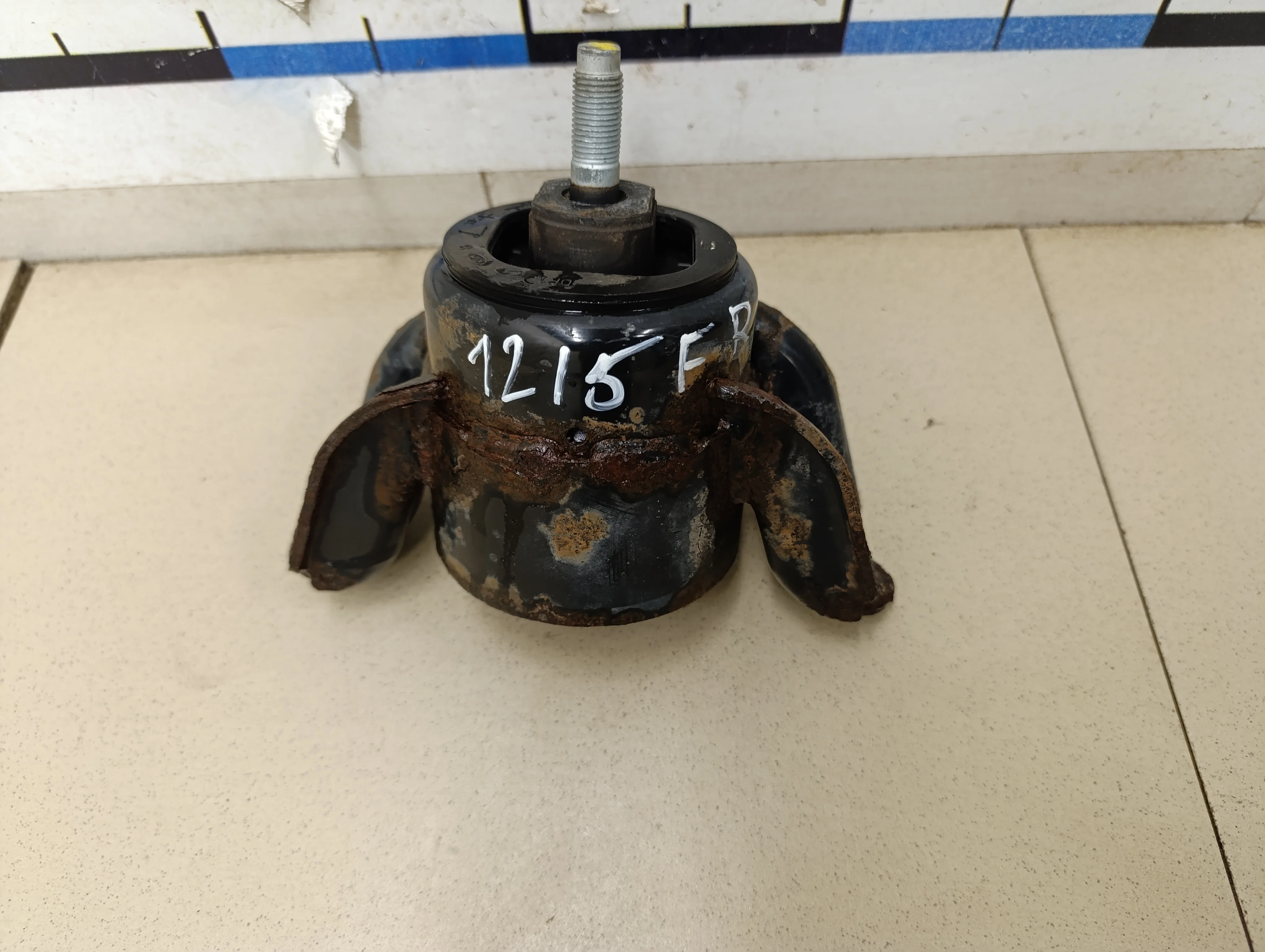 Опора двигателя правая Solaris 2010-2017