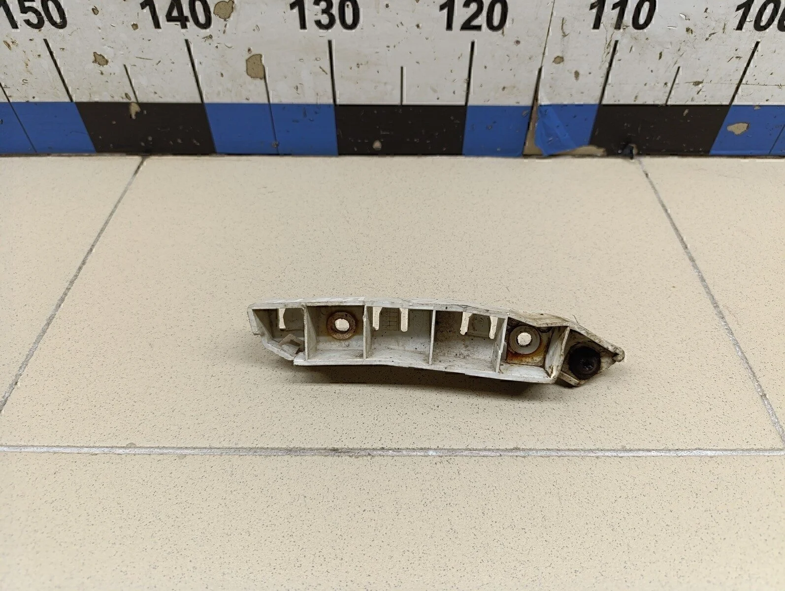 Кронштейн крепления крыла Focus III 2011>