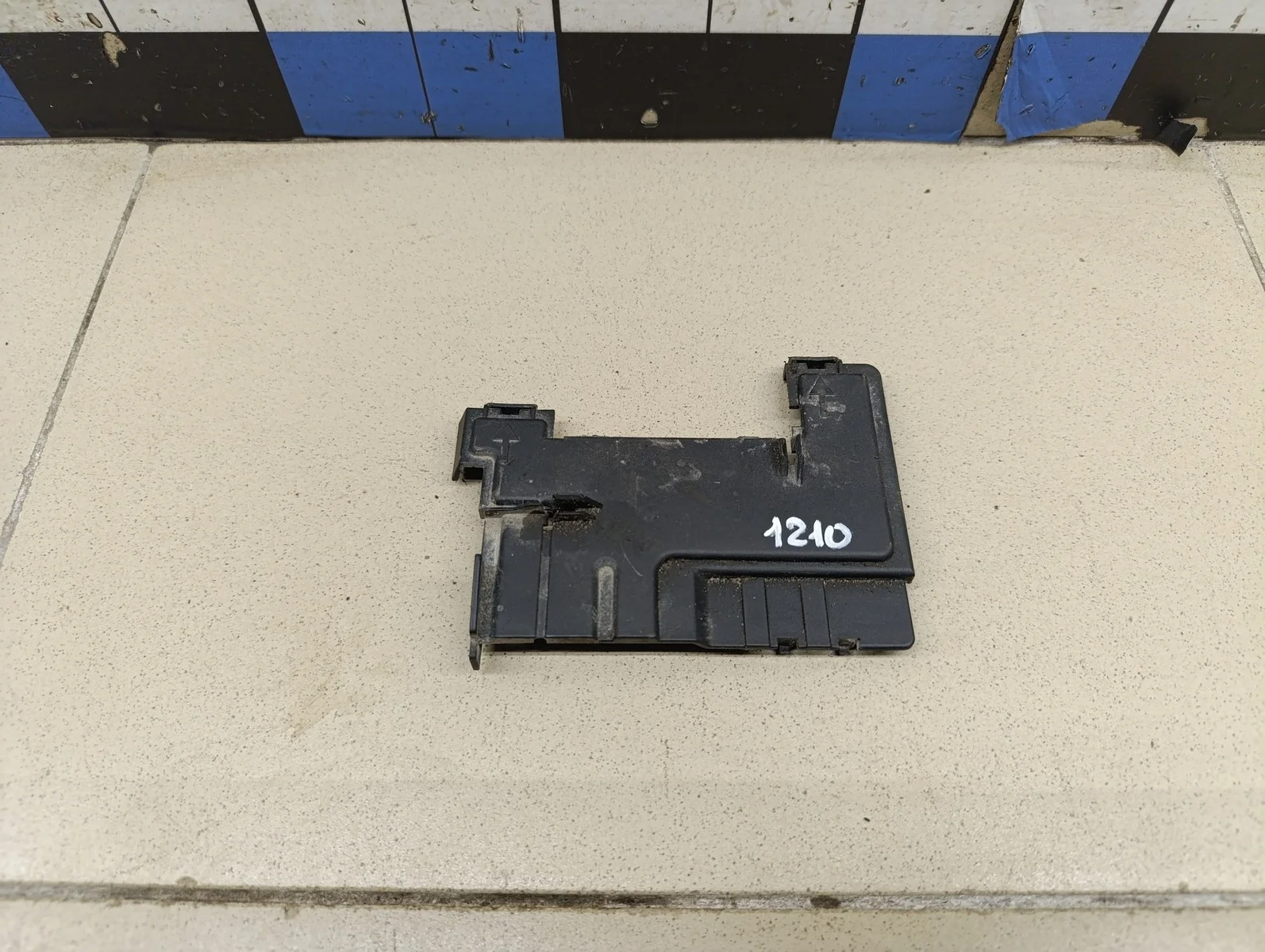 Крышка блока предохранителей Fabia 2007-2015