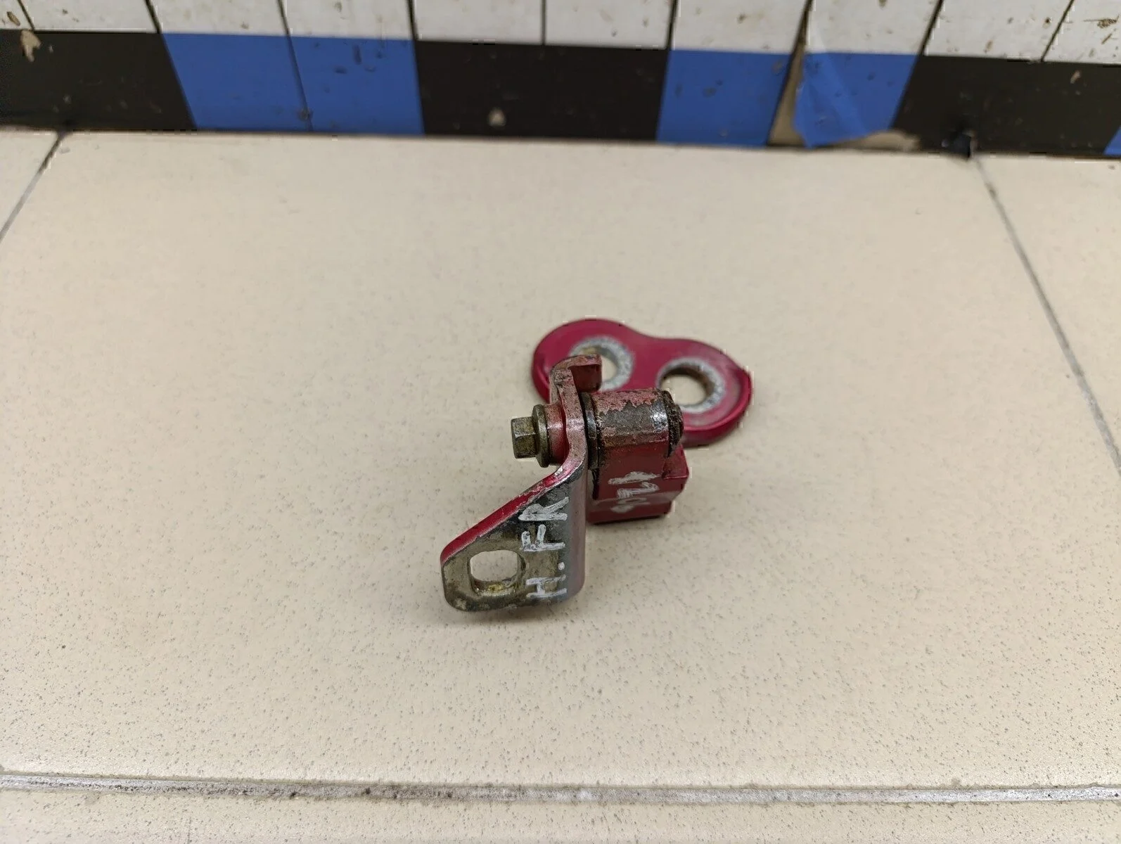 Петля двери передней правой нижняя Focus III 2011>