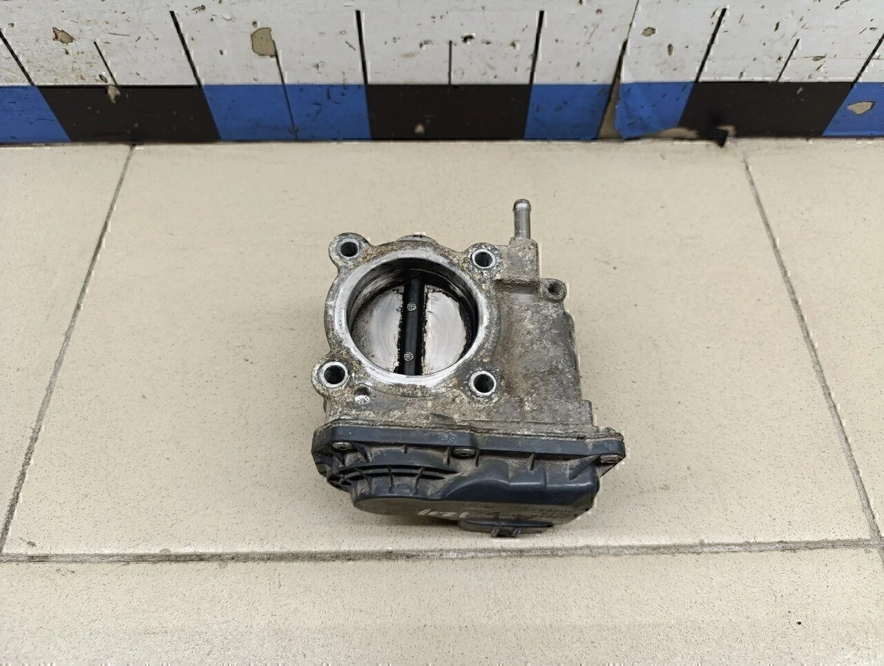 Заслонка дроссельная электрическая Corolla E18 2013>