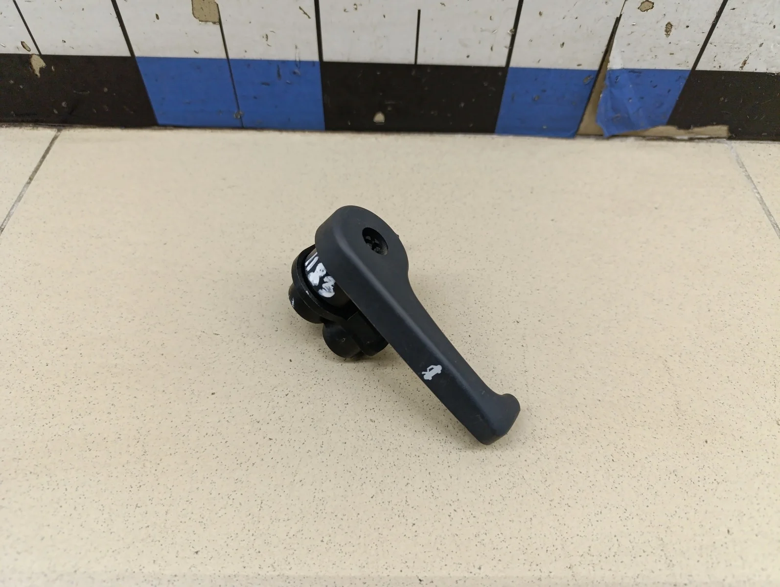 Ручка открывания капота Soul 2009-2014