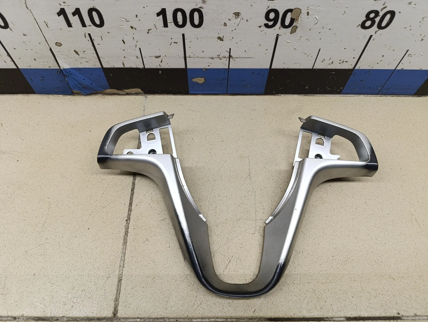 Накладка декоративная Solaris 2010-2017