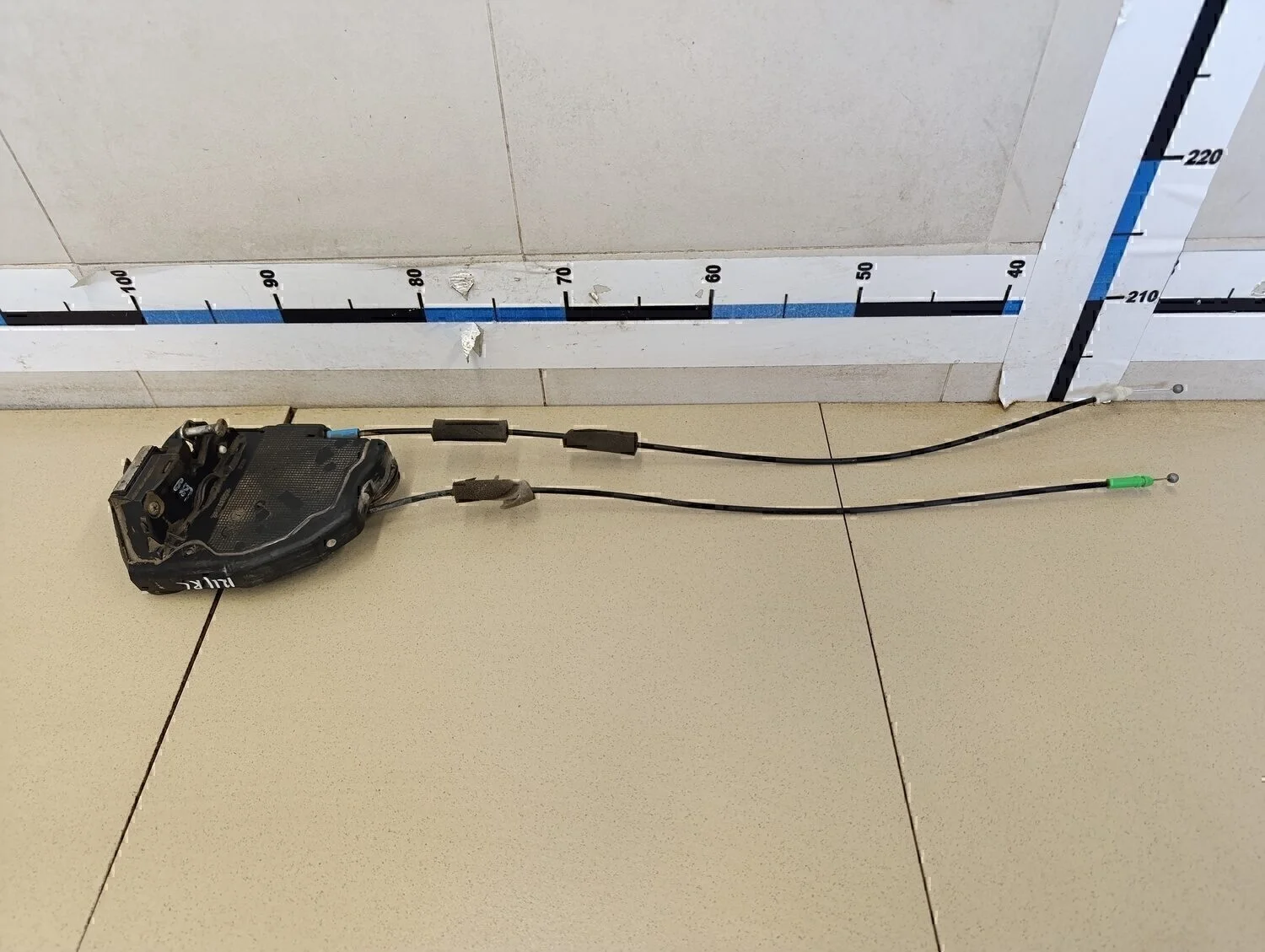 Замок двери задней левой Polo (Sed RUS) 2011>