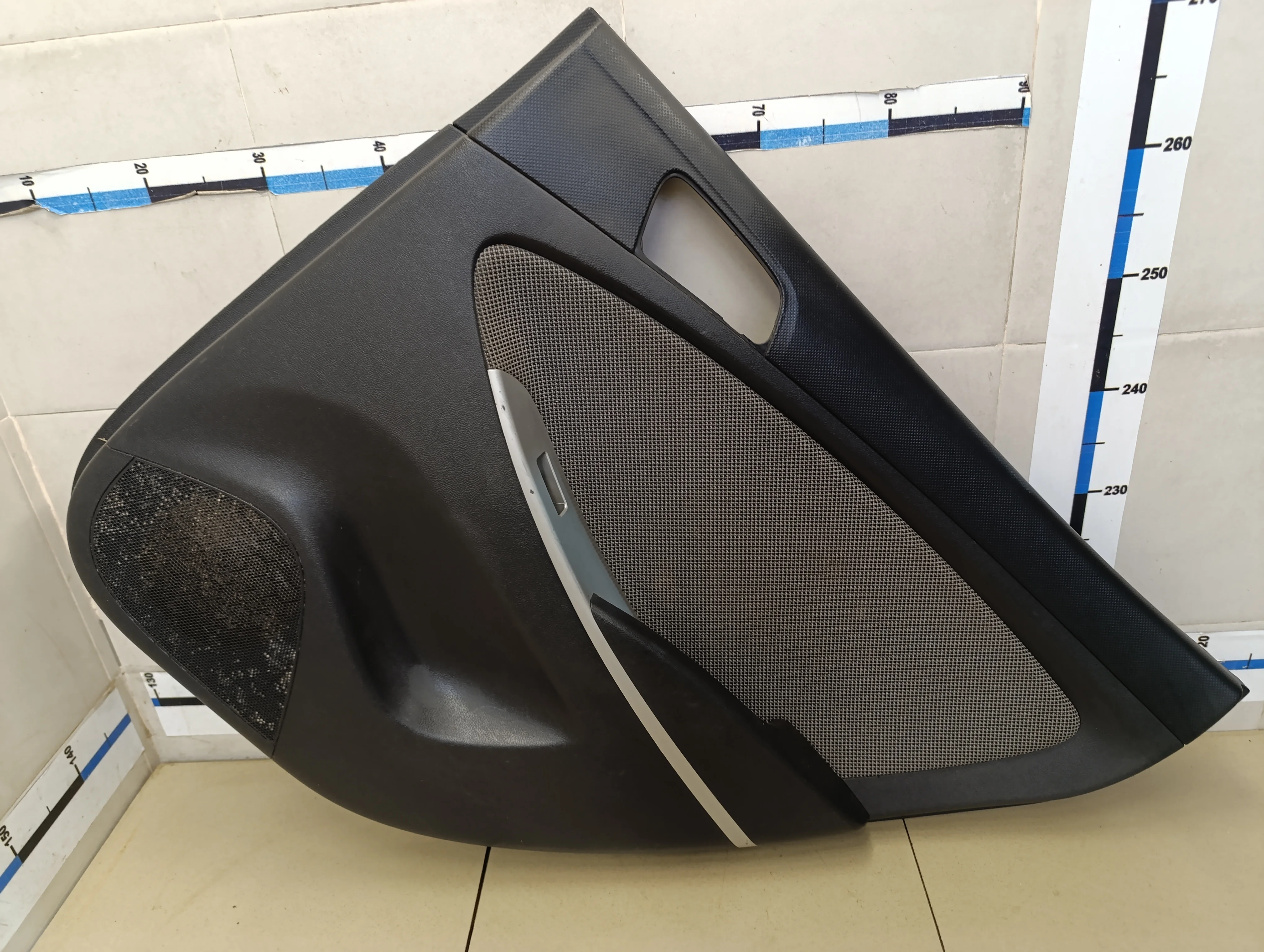 Обшивка двери задней правой Solaris 2010-2017