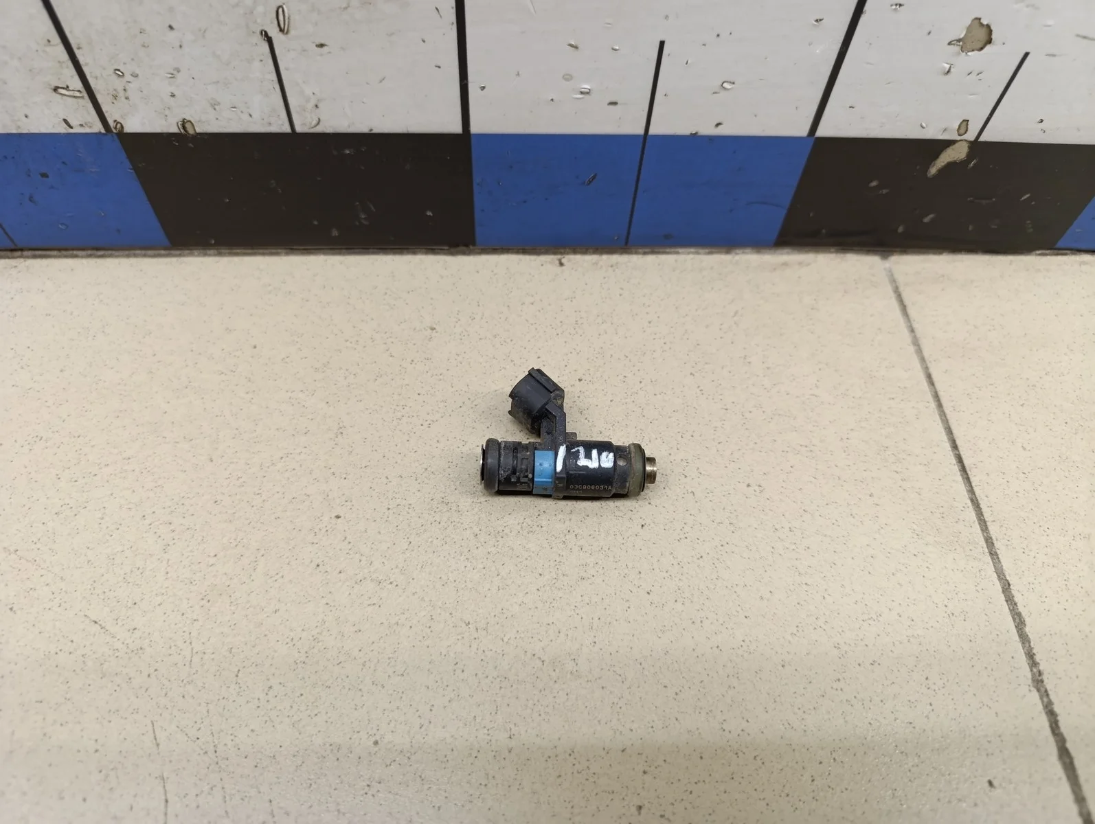 Форсунка инжекторная электрическая Fabia 2007-2015