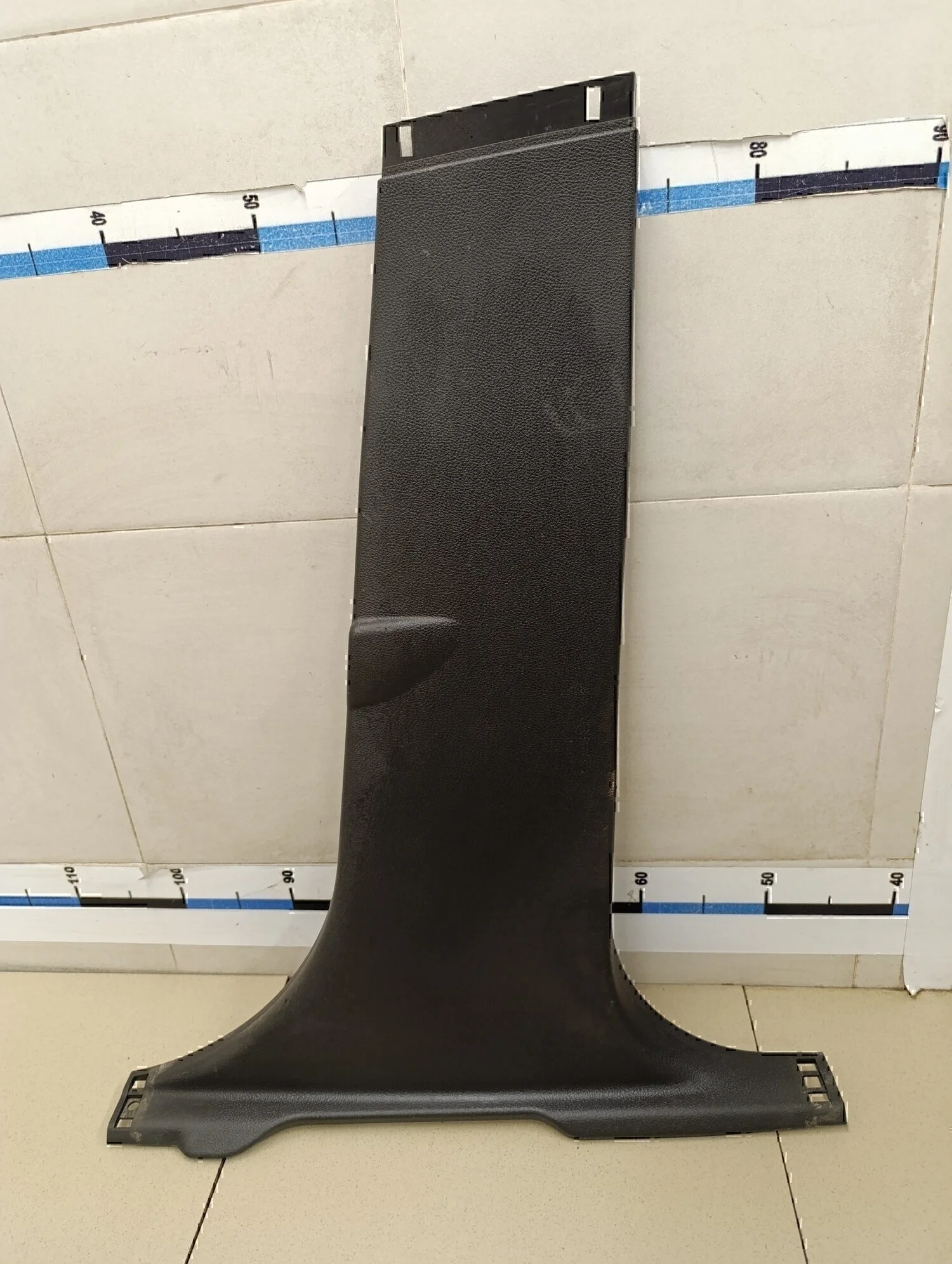 Обшивка стойки Focus III 2011>