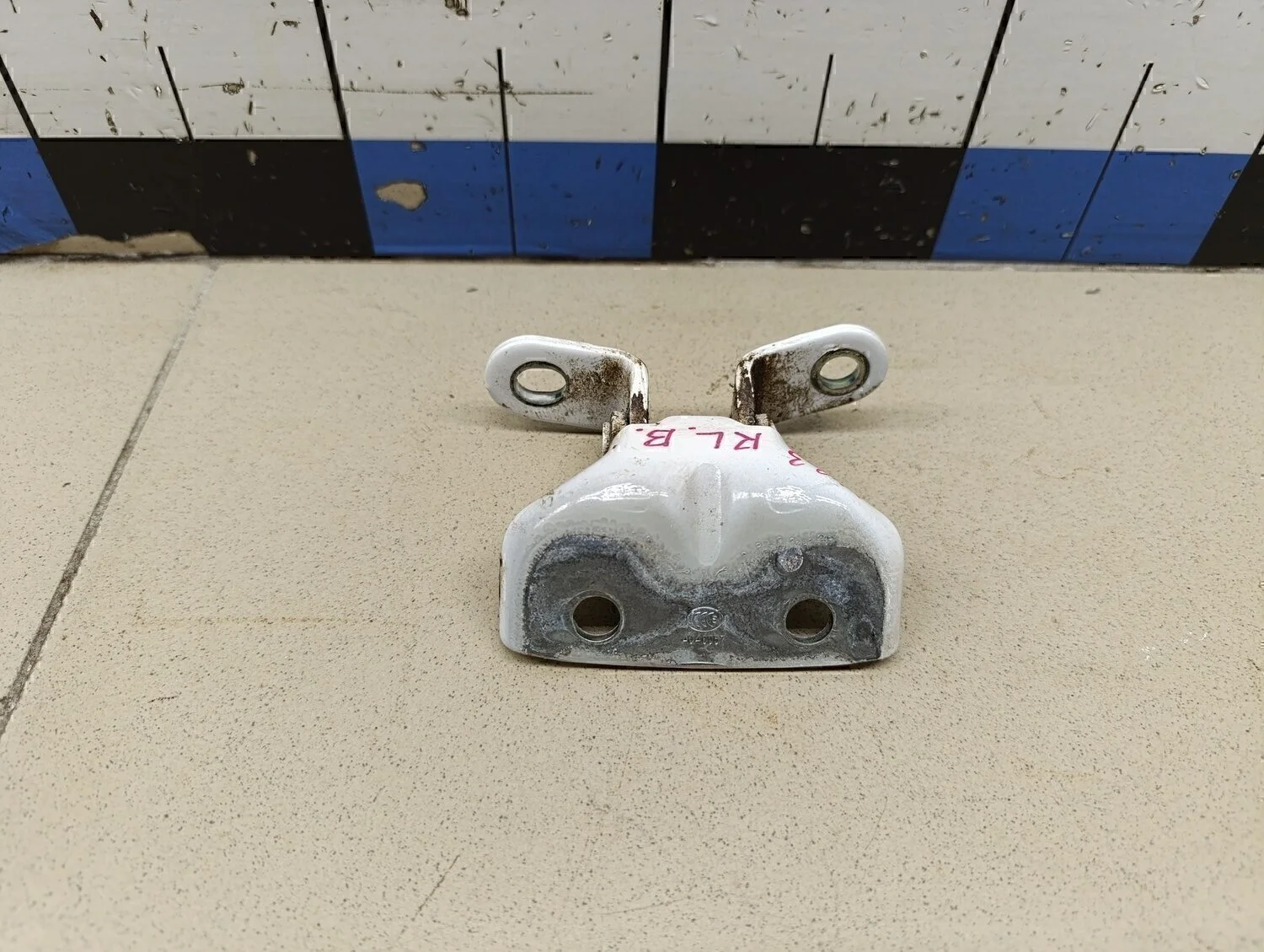 Петля двери Sportage 2010-2015