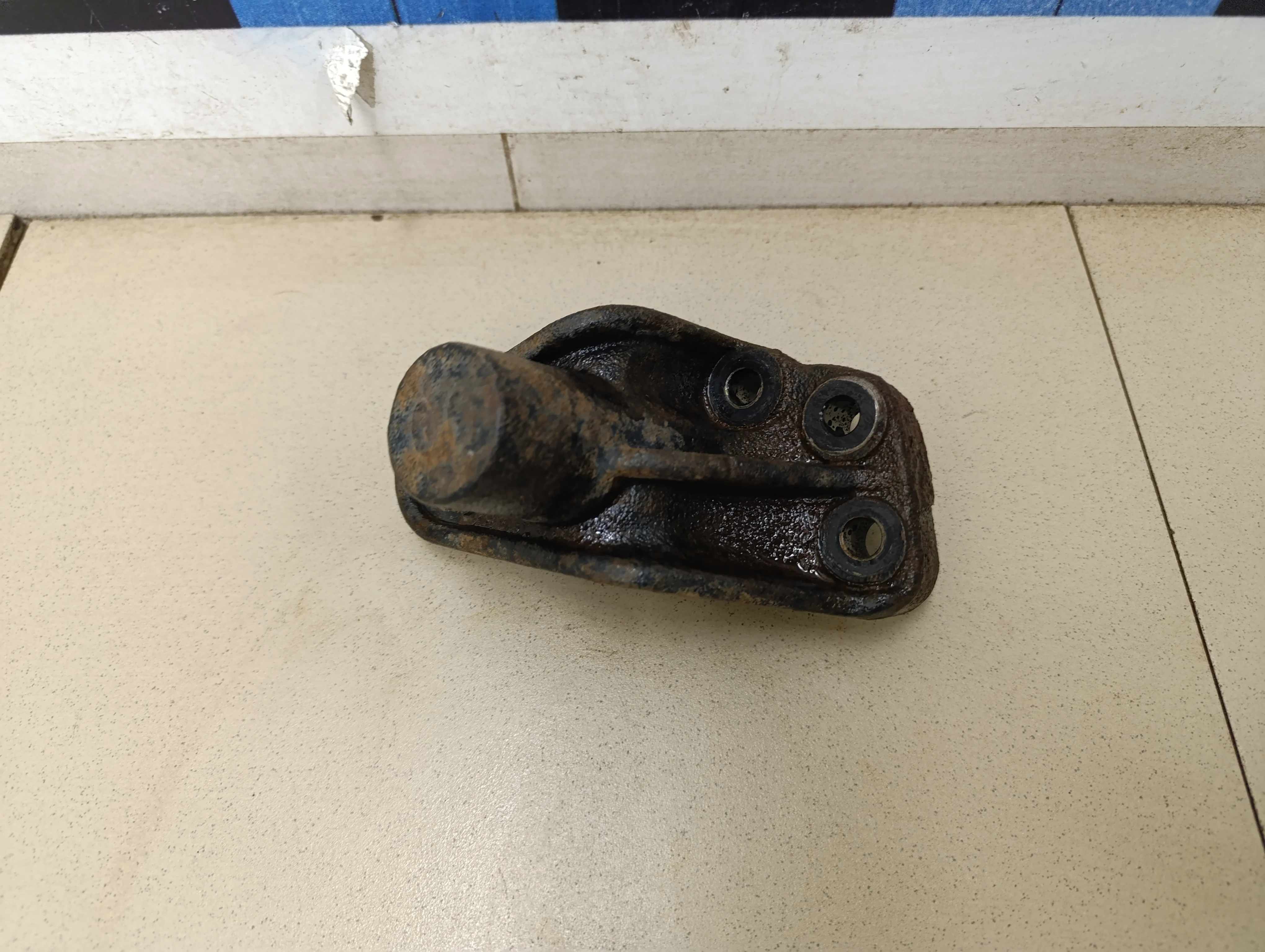 Кронштейн двигателя правый Solaris 2010-2017