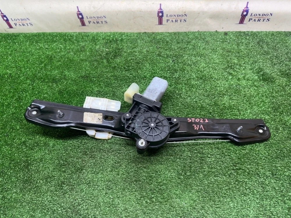 Стеклоподъемник BMW F30