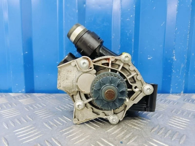 Помпа водяная Audi A4 2013 06H121026BF B8 1.8 CDH