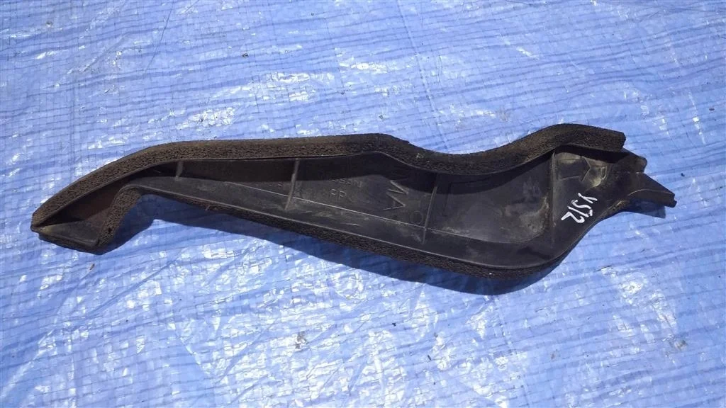 Б.у. пыльник бампера INFINITI M37 Y51 INFINITI M37 Y51