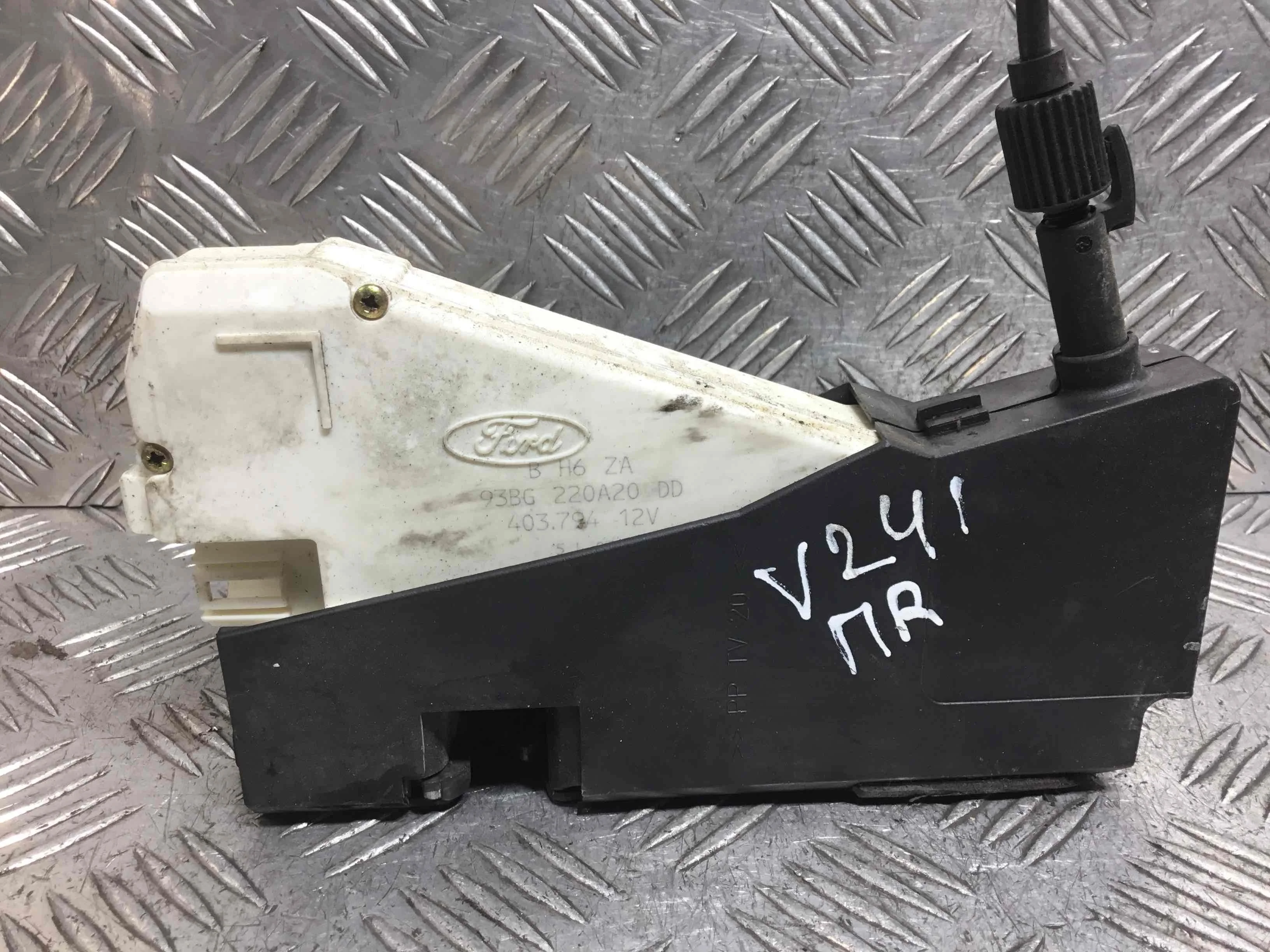 Замок двери передней правой Ford Galaxy 1 поколение [рестайлинг] (2001-2006) дизель 1.9 TDI Механика Минивэн