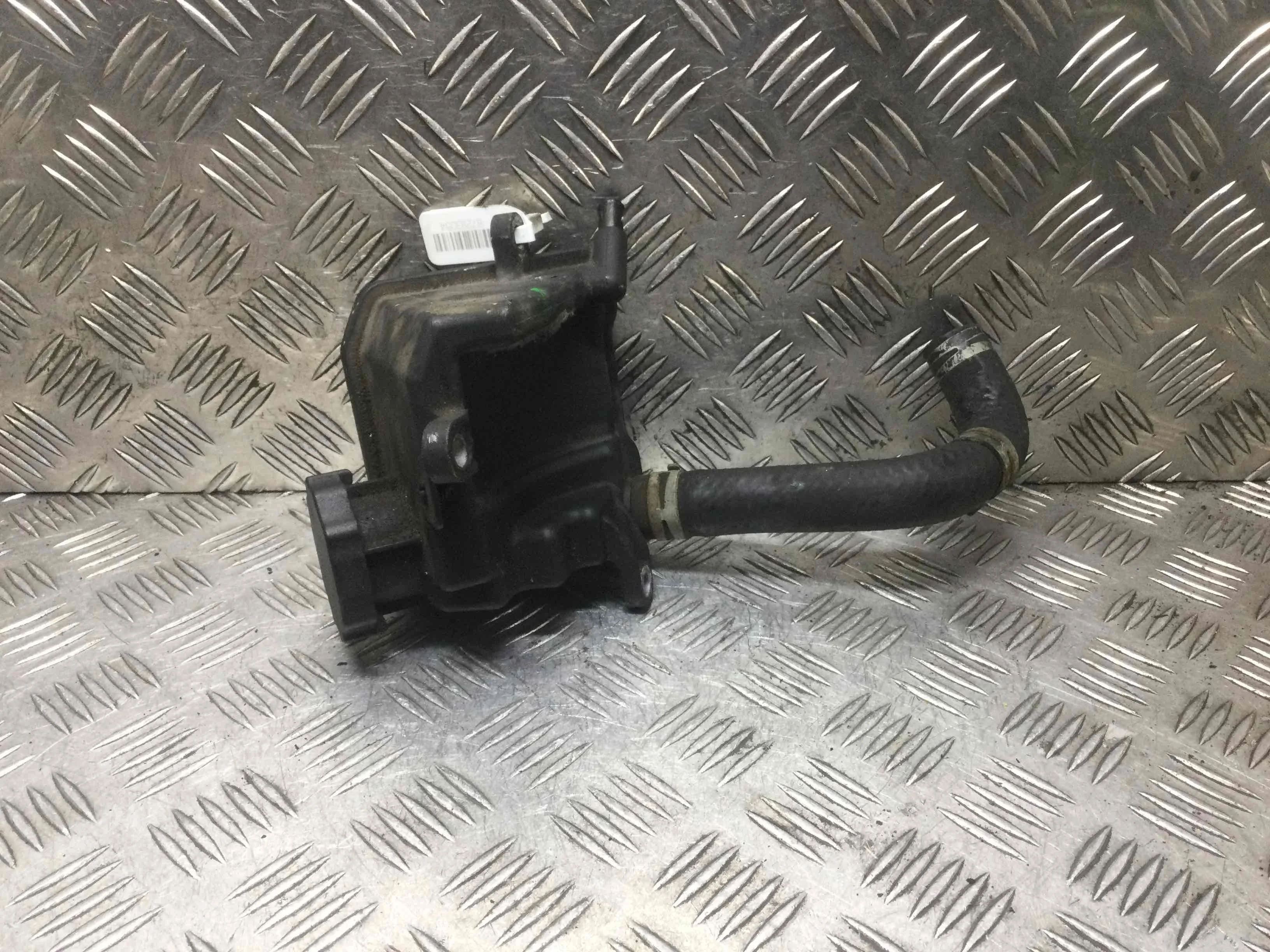 Бачок гидроусилителя Mercedes ML W164 [рестайлинг] (2008-2011) дизель 3.0 CDI Автомат Универсал