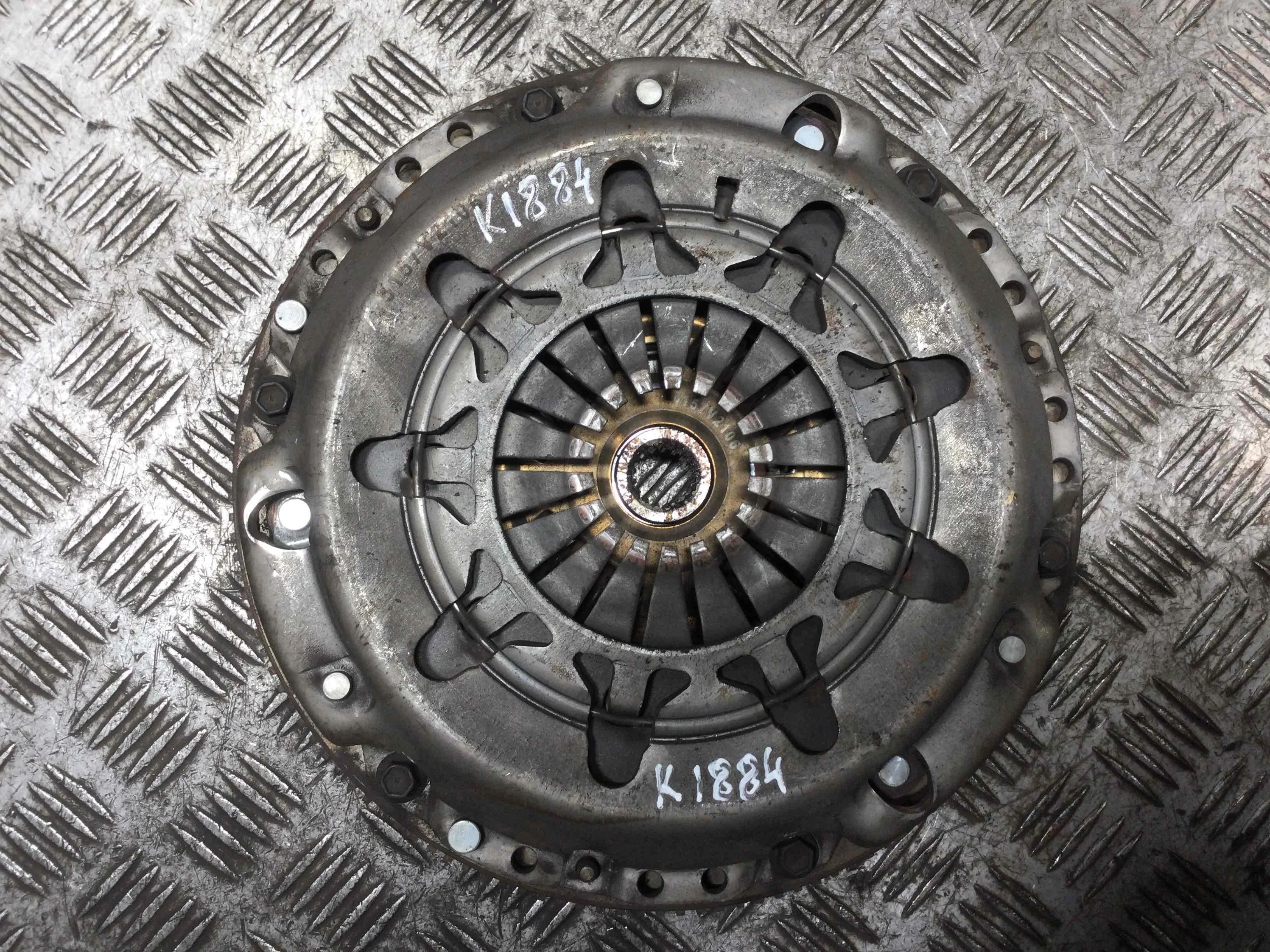 Маховик Ford Focus 2 поколение (2005-2008) бензин 1.6 i Механика Х/б