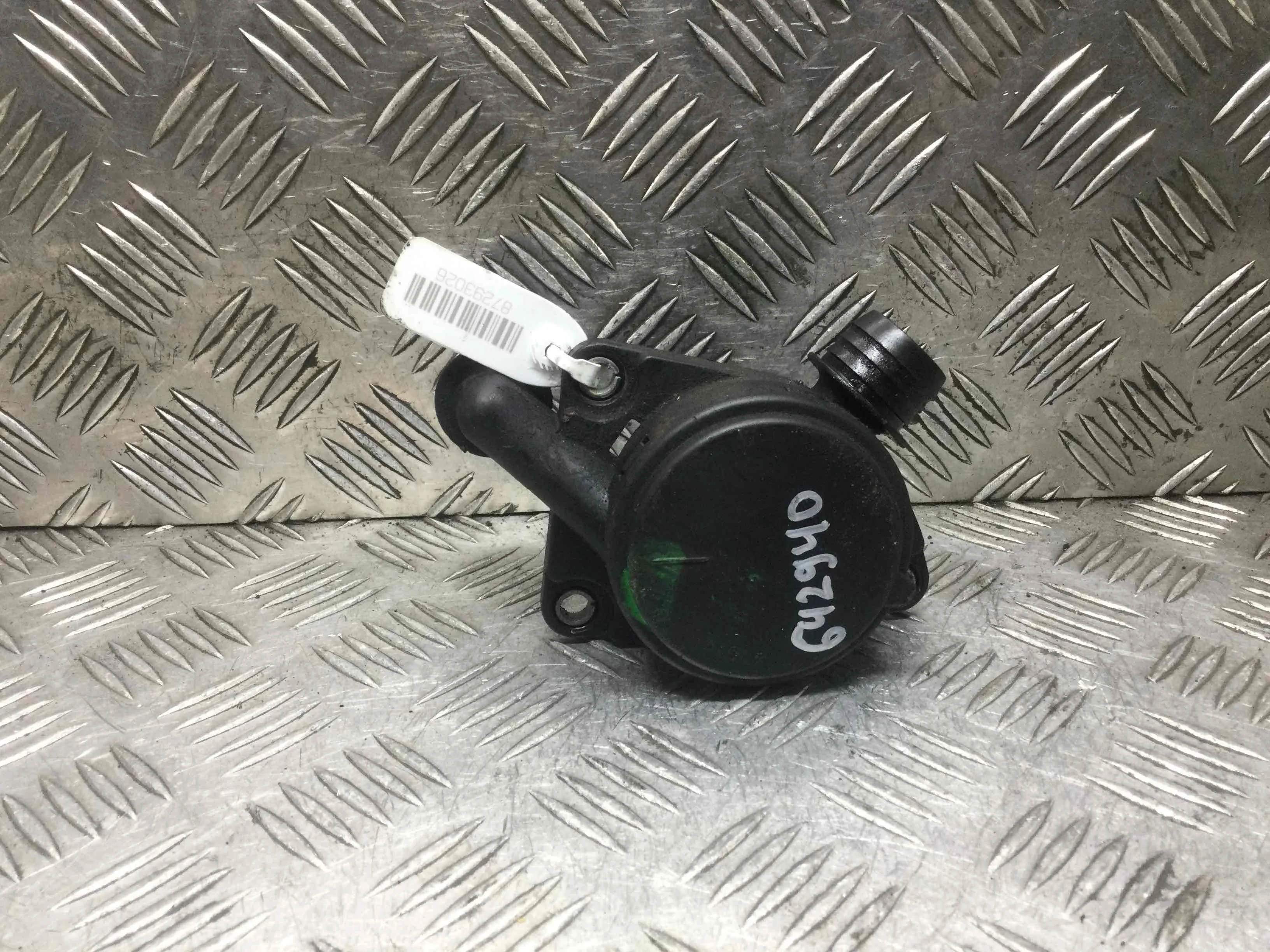 Маслоотделитель (сапун) Mercedes ML W164 [рестайлинг] (2008-2011) дизель 3.0 CDI Автомат Универсал