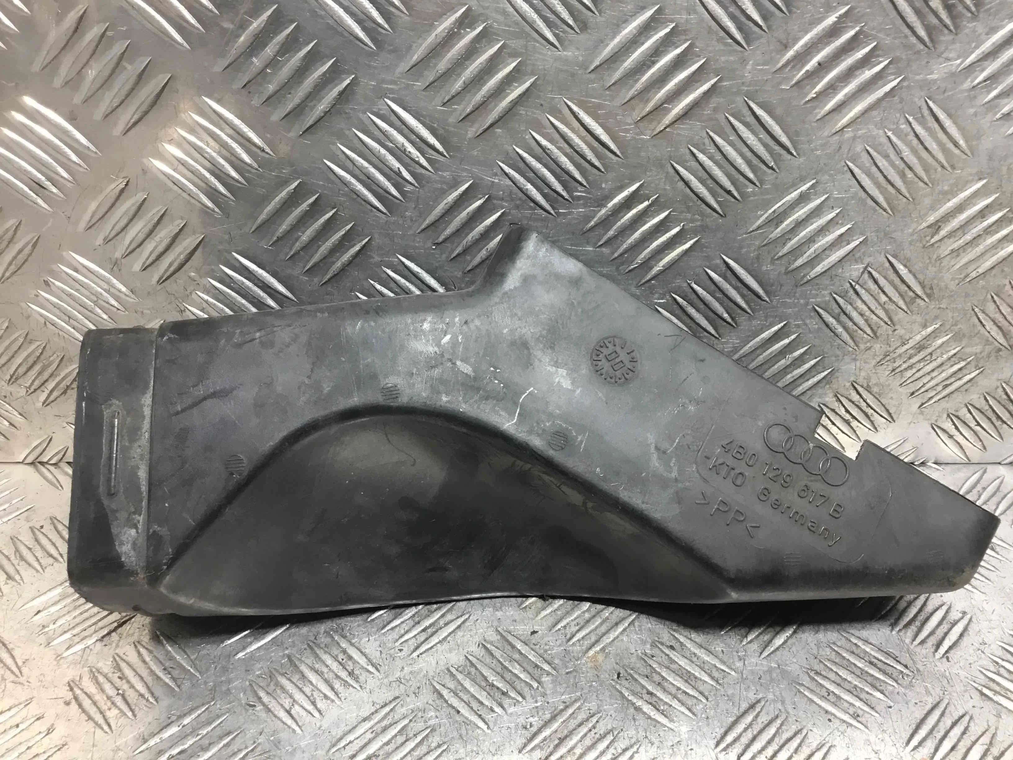 Воздухозаборник Audi A6 C5/4B (1997-2004) дизель 2.5 TDI Автомат Универсал