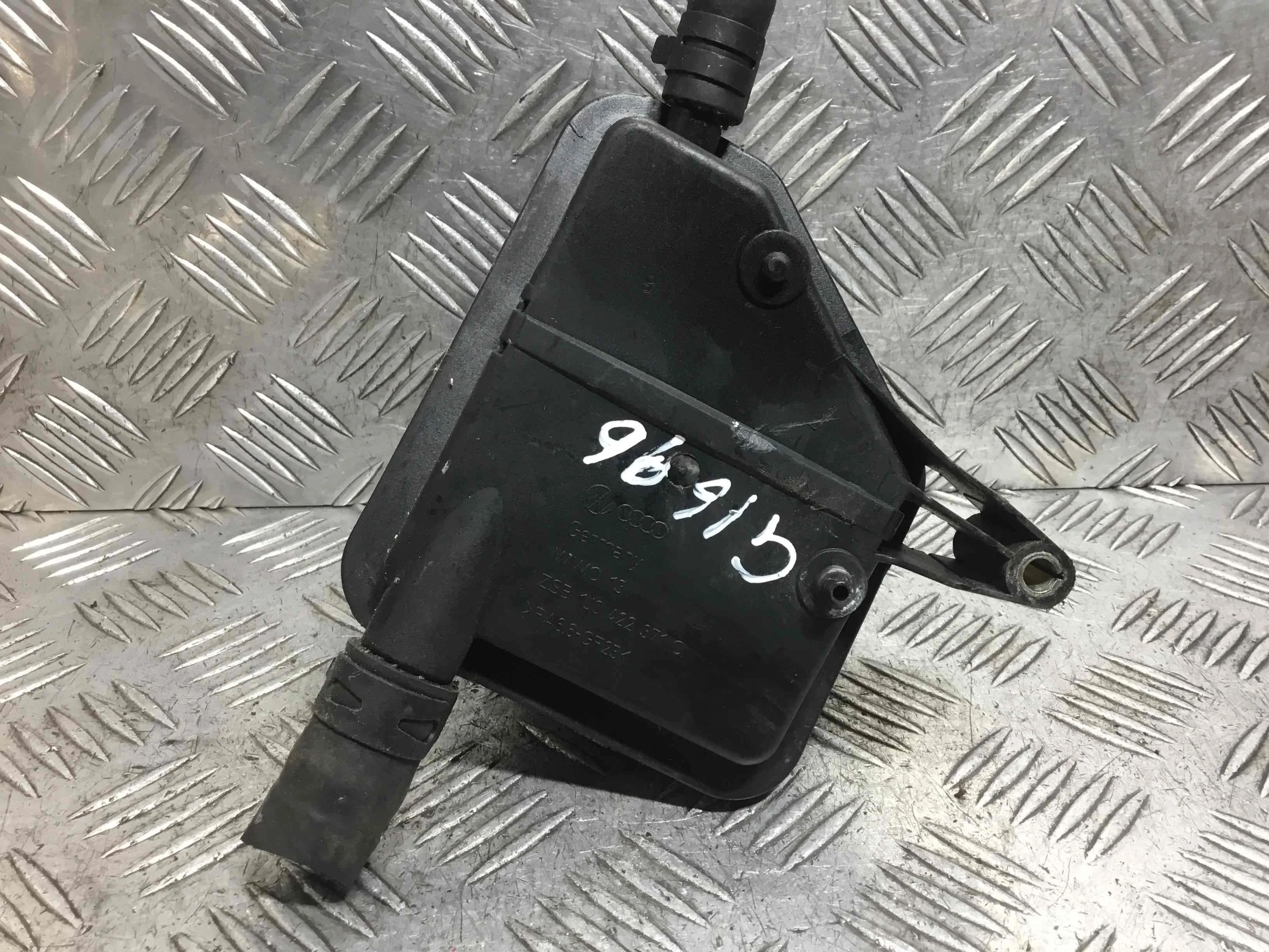 Бачок гидроусилителя Volkswagen Golf 4 поколение (1997-2004) бензин 1.6 i Механика Х/б