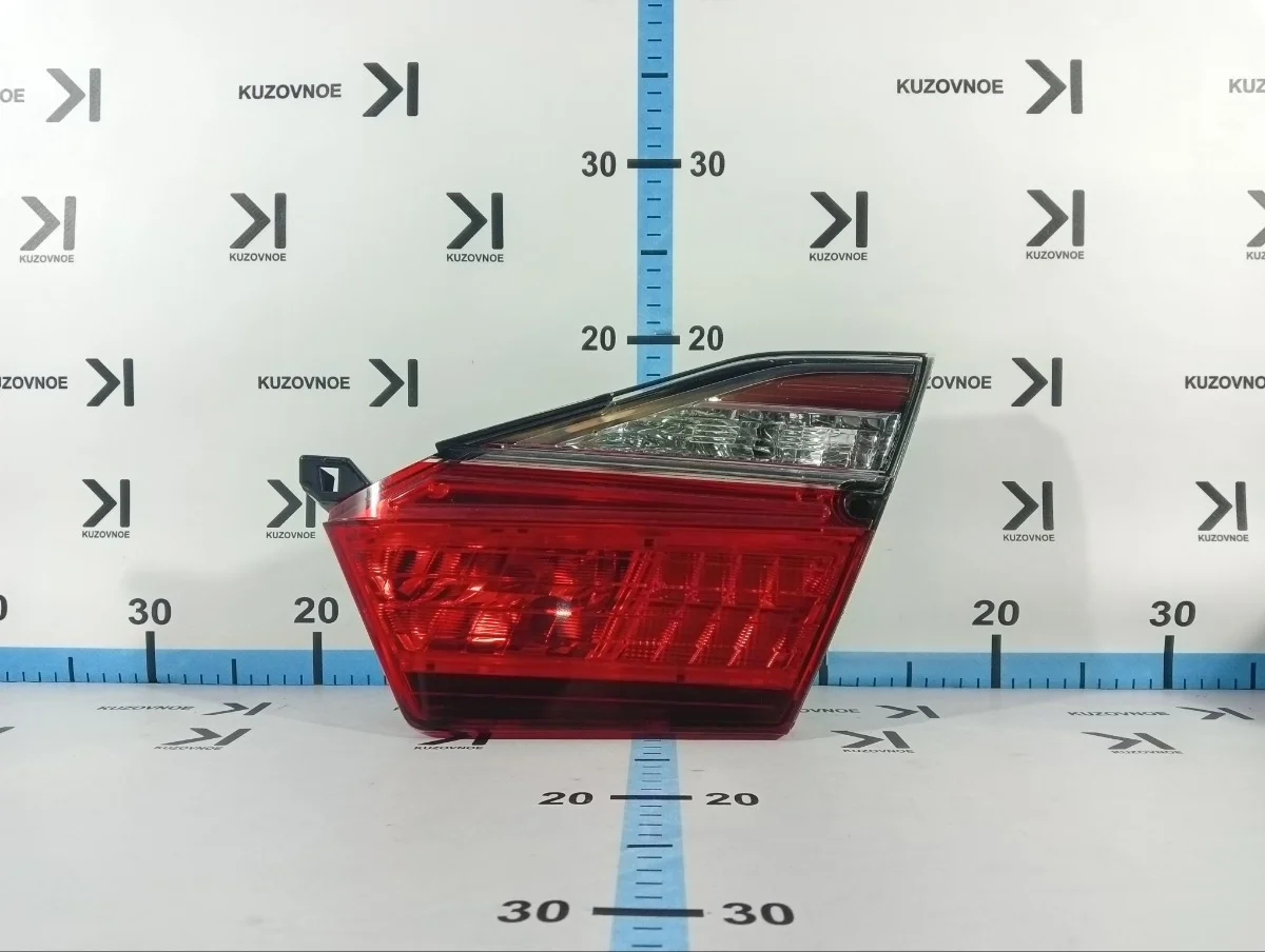 Фонарь (стоп сигнал) Toyota Camry 2011-2018 XV50, XV55