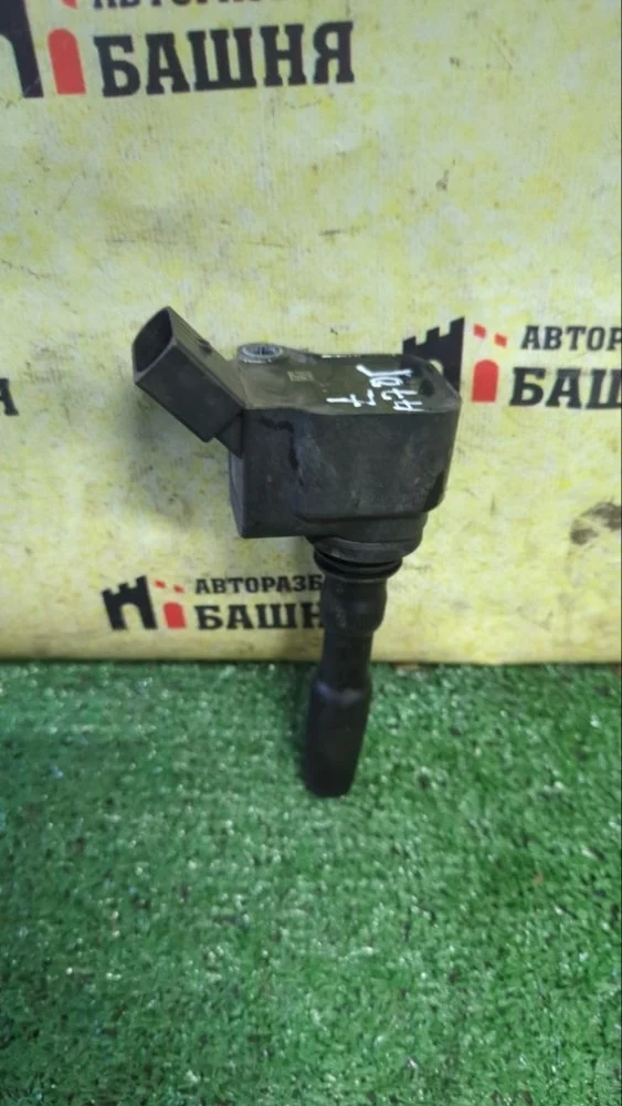 Катушка зажигания Volkswagen Jetta 2020 04E905110K 7 CWVA