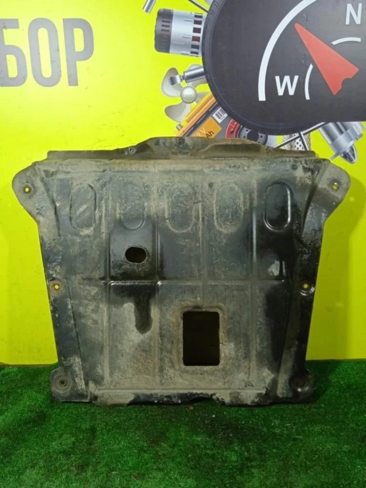 Защита двигателя Renault Duster 2013 758307960R X79 F4R400