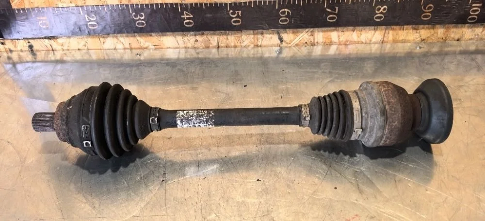 Полуось передняя правая Volkswagen Tiguan I (2007—2011) 2010 2T/C9X